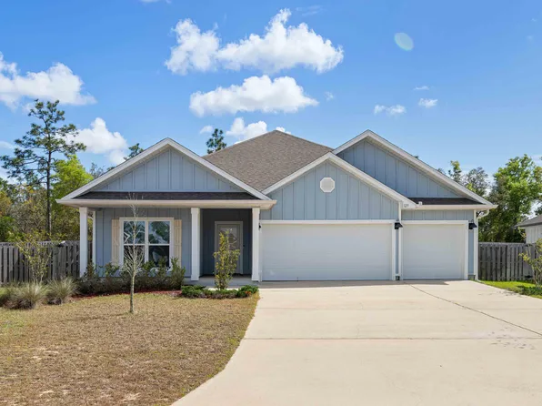 123 Hobson Ave, Crestview, FL 32539