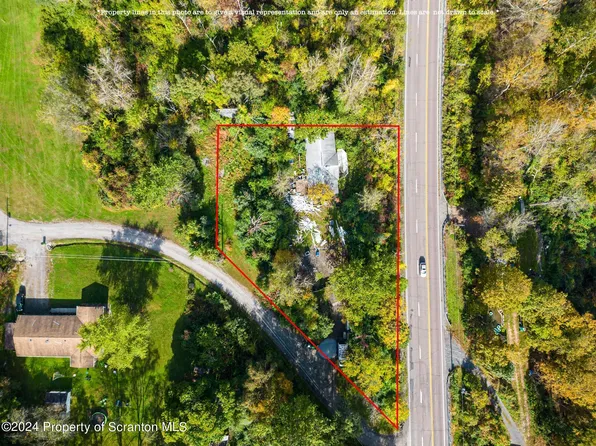 106 James Ln, Falls, PA 18615