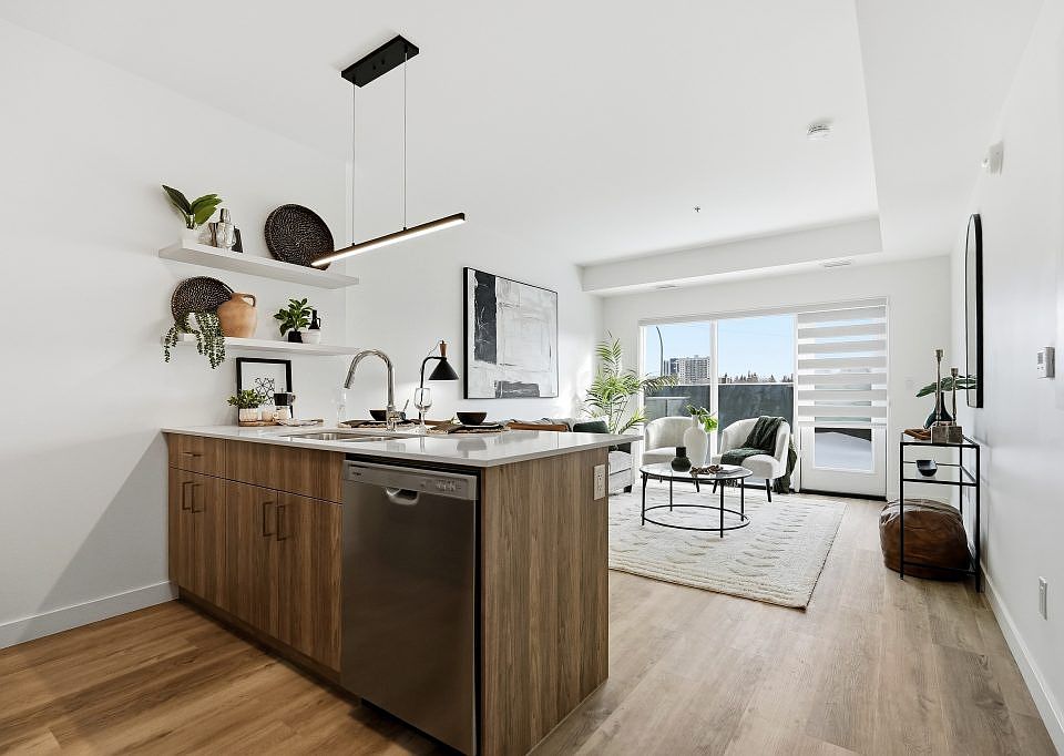 1st image of 456 Gertrude Ave #1471524