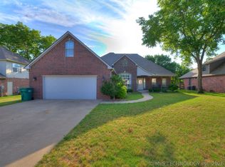 2218 S 113th West Ct, Sapulpa, OK 74066