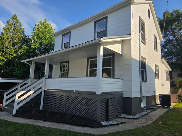 303 Thompson Ave, Oak Hill, WV 25901
