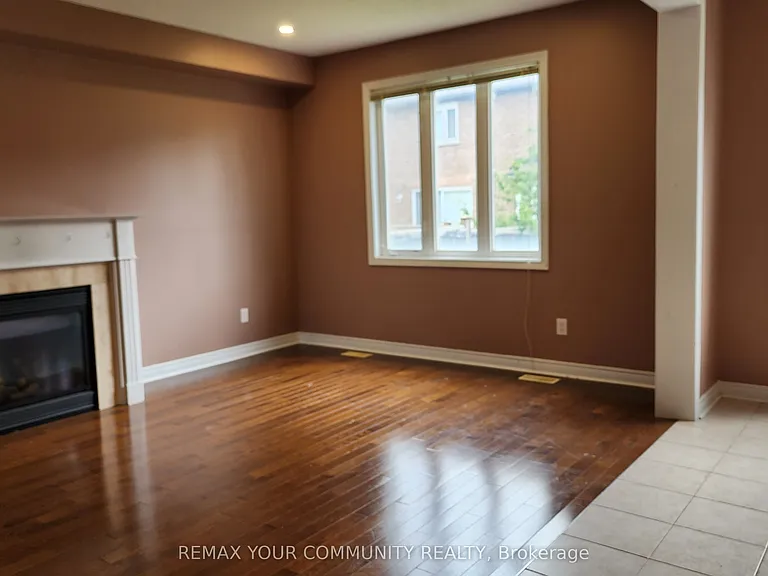 3 Prince Of Wales Dr — Photo 12