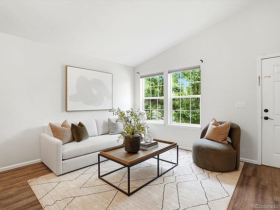 4th image of 10777 Milwaukee Street