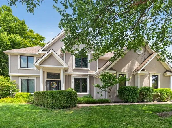 14170 NW 63rd St, Parkville, MO 64152