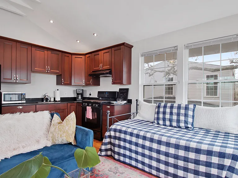 2500 Valmont St — Photo 3