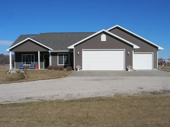 45670 69th Rd, Gibbon, NE 68840