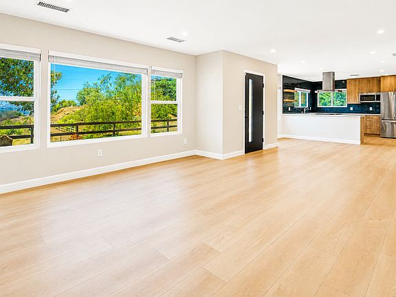 5th image of 14131 Tierra Bonita Rd