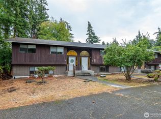 660 SW Harrier St #2, Oak Harbor, WA 98277