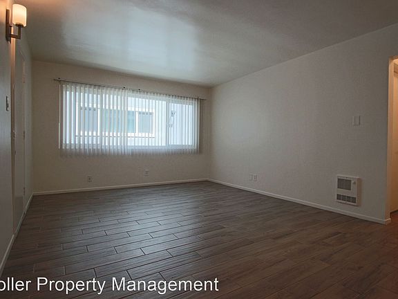 2nd image of 2333 E 5th St #1