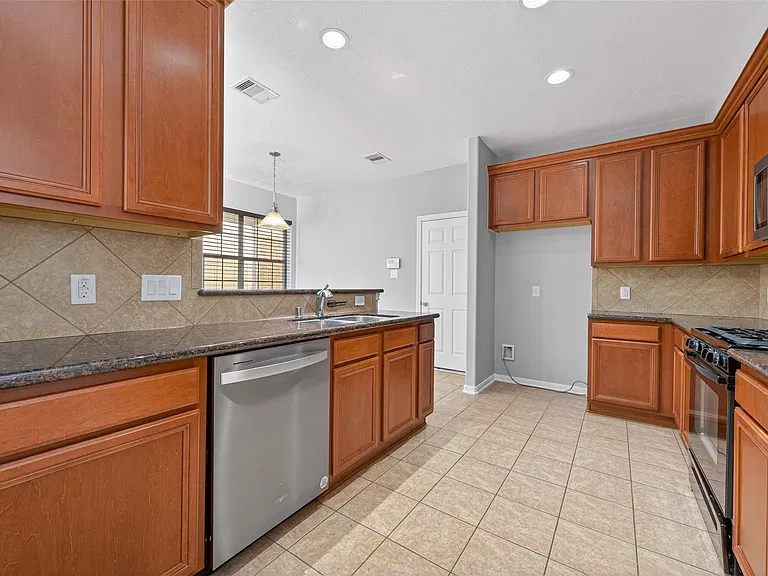 3646 Standing Rock Dr — Photo 6