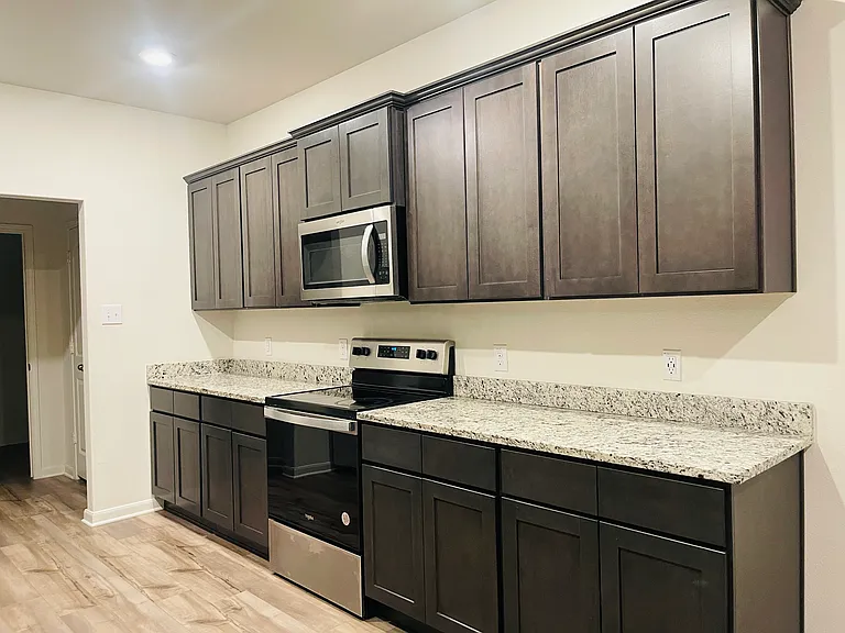 620 Fountain Dr — Photo 5