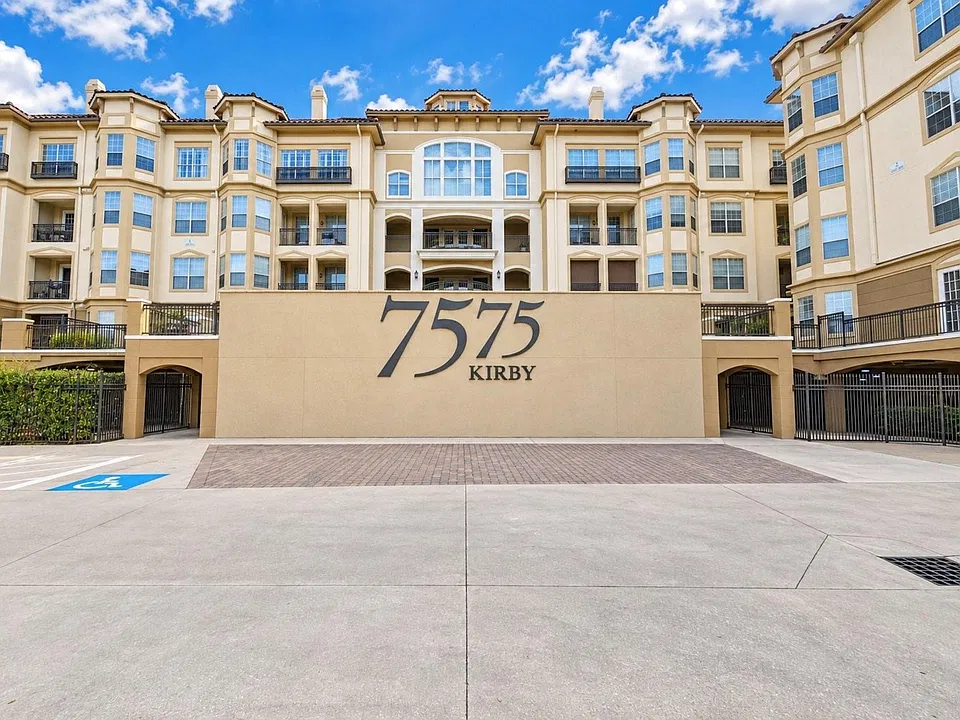 7575 Kirby Dr #1407