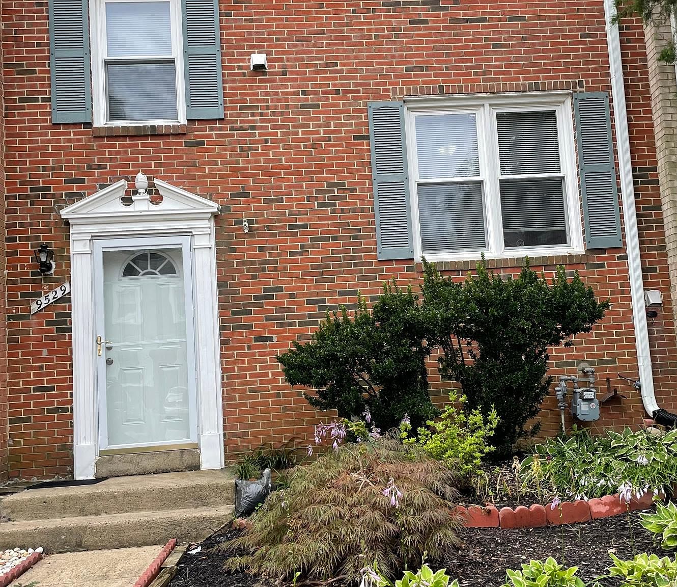 9529 Burdett Rd, Burke, VA 22015 | Zillow