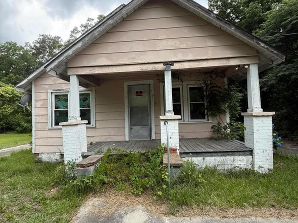 514 Bullard St, Lumberton, NC 28358