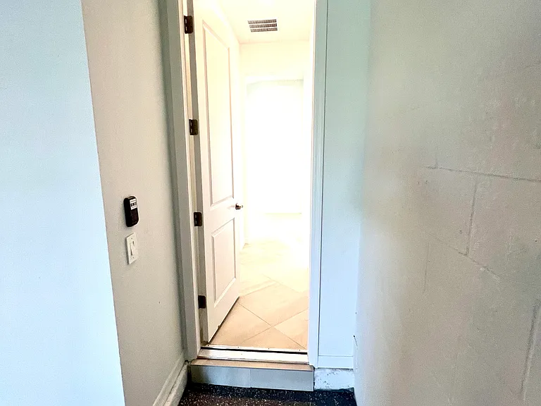 17130 Albatross Rd — Photo 48