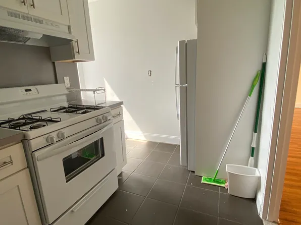 143-40 41st Avenue image 4 of 12