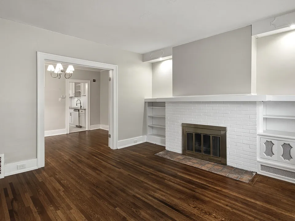 298 Rivard Blvd