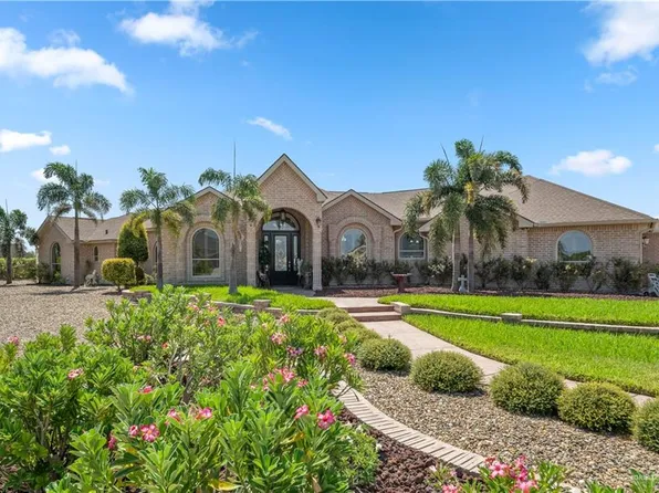 2120 Hole In One Dr, Mission, TX 78572