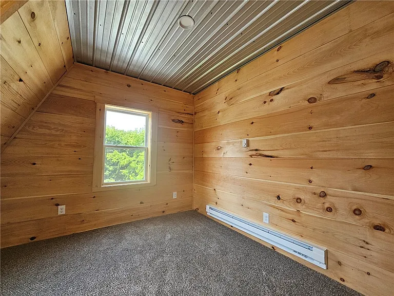 207 East Ave — Photo 9