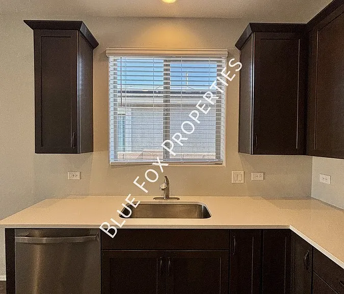 12013 E Ryscott Cir — Photo 4