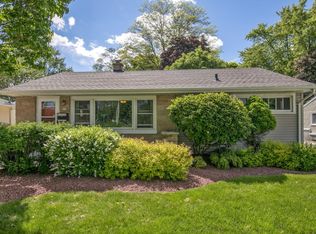 620 James Ct, West Bend, WI 53095