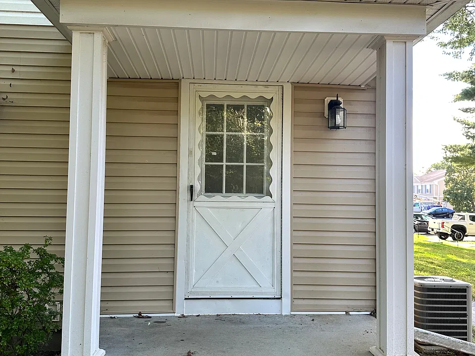 76 Ridgelawn Rd #76