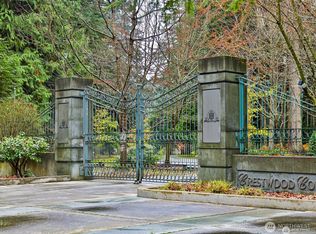 1865 Crestwood Cove Ct, Freeland, WA 98249