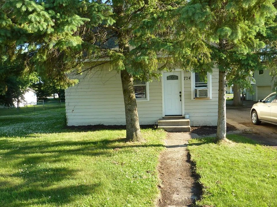 front view from Broadway