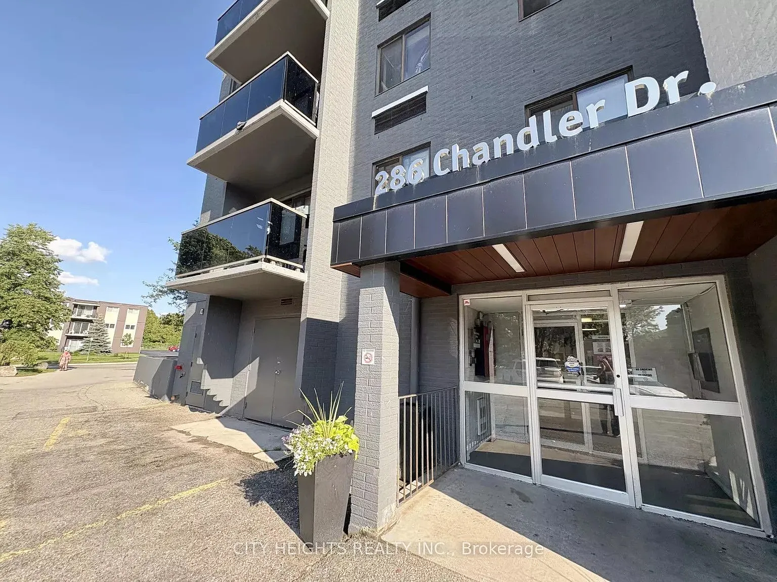 2 bed, $1,720 — Photo 1