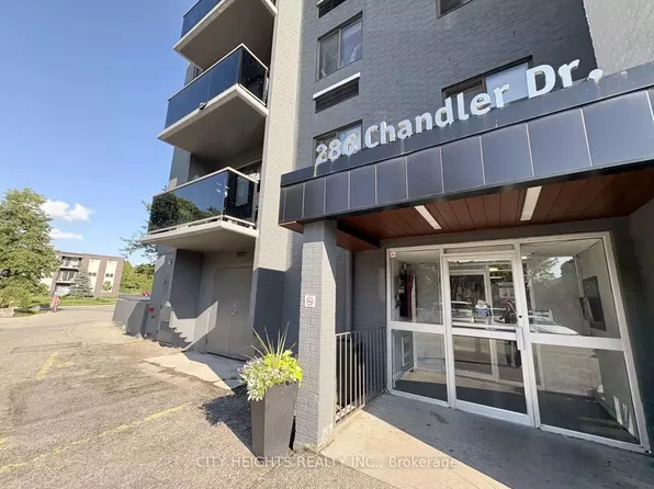 286 Chandler Dr, Kitchener, ON