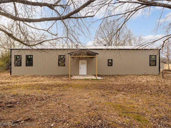 1403 N Arkansas Ave, Alma, AR 72921