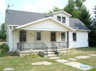 127 S 3rd St, Portage, OH 43451