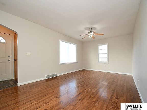 4th image of 2517 S 42nd St