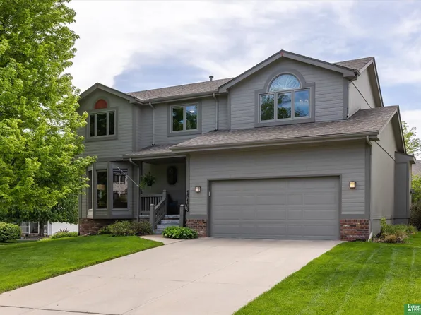 15103 Redwood St, Omaha, NE 68138