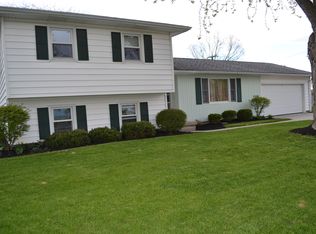 1118 Robin Rd, Saint Marys, OH 45885