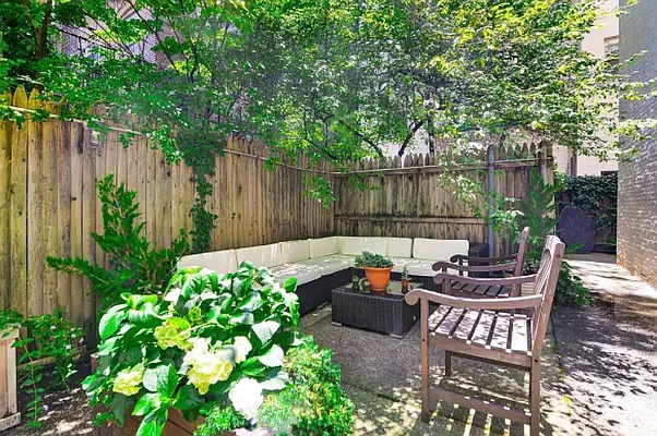 Rented by Powered by DMT LLC | media 18