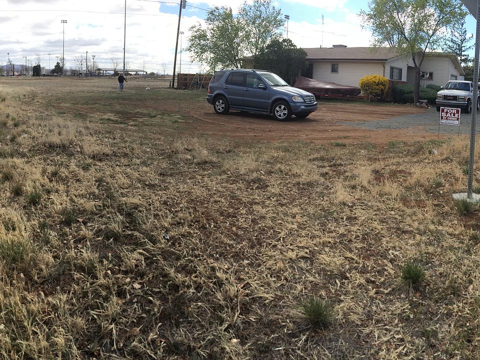 2nd image of 4171 N Robert Rd