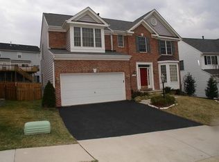 3181 Tulip Tree Pl, Dumfries, VA 22026