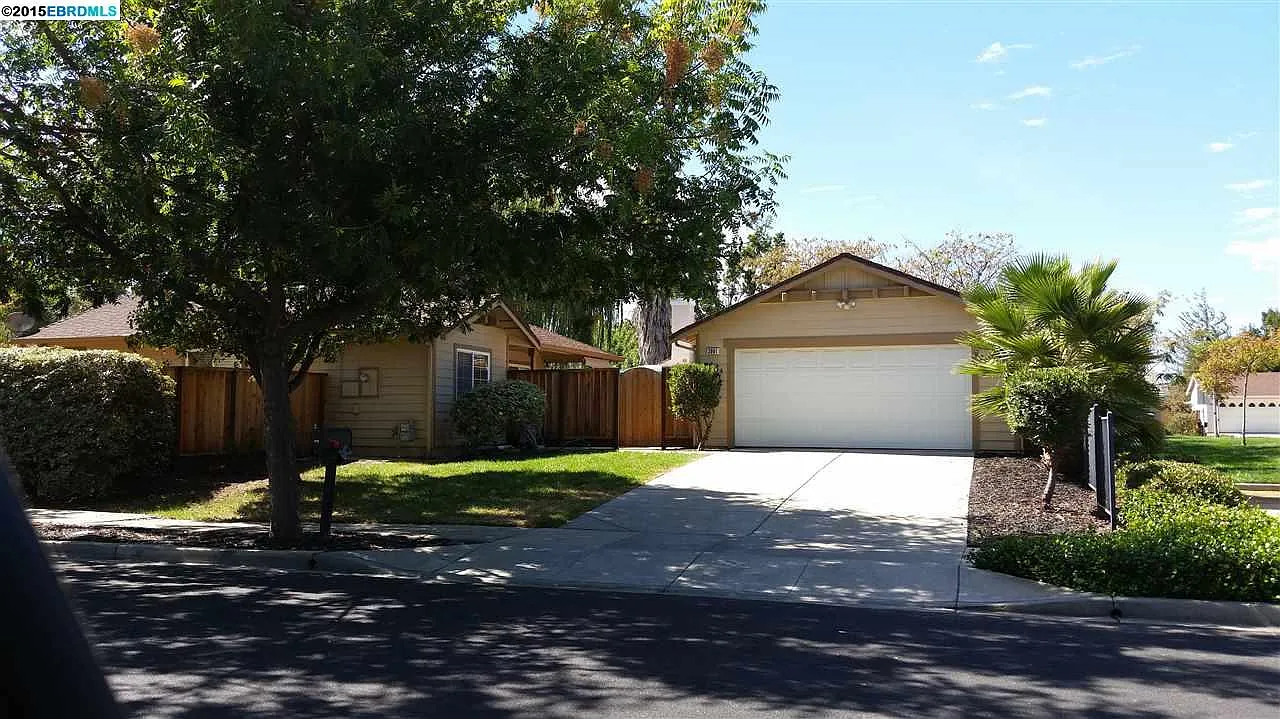 3061 Browning Ct photo 1