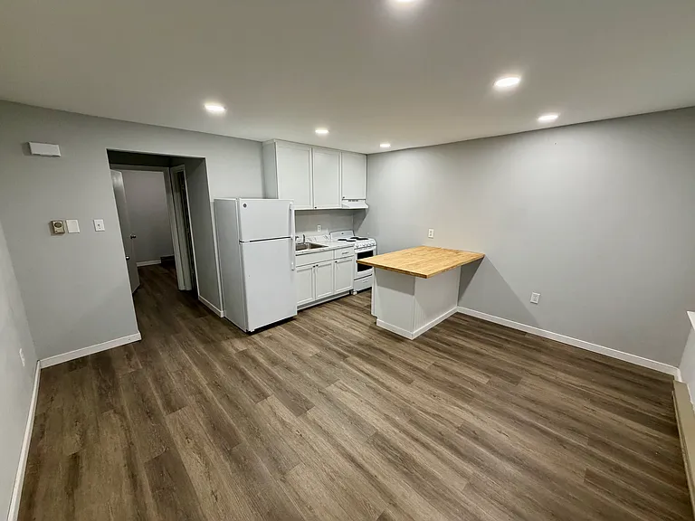 24 Mallard Ct #124 — Photo 2