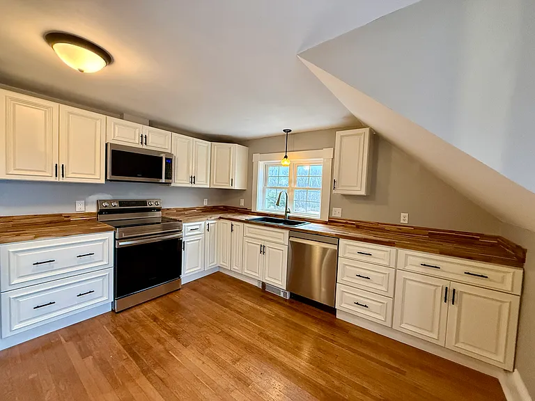 24 Providence St #24A — Photo 6