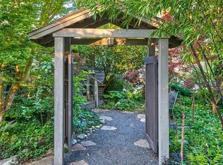 3029 NE 88th St, Seattle, WA 98115