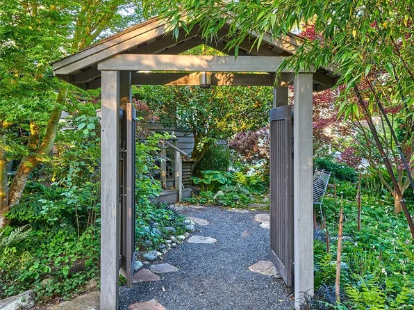3029 NE 88th Street, Seattle, WA 98115