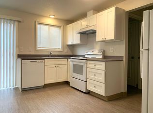 740-760 SE Cedar St #953-746-08, Hillsboro, OR 97123