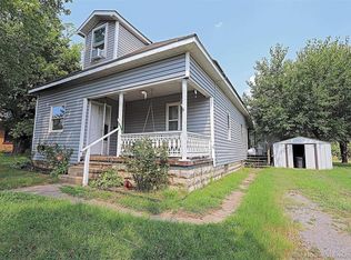 312 Ruth Ave, Scott City, MO 63780