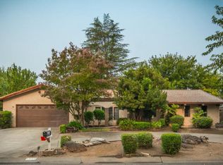 3520 Riverview Dr, Redding, CA 96001