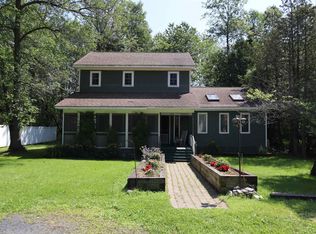 7 Railroad St, South Hero, VT 05486