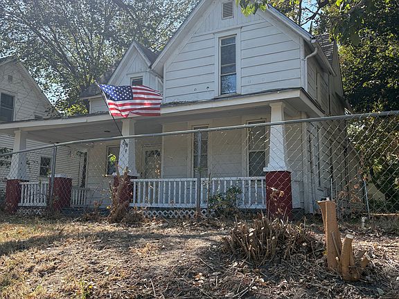 2nd image of 1619 N Kansas Ave