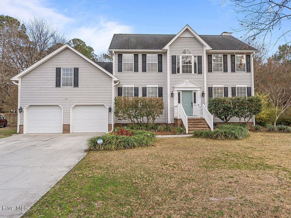 1st image of 1108 Sheffield Court