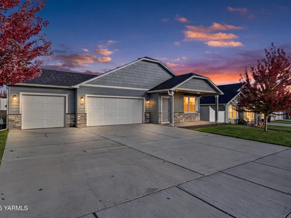 509 Stuart St, Moxee, WA 98936